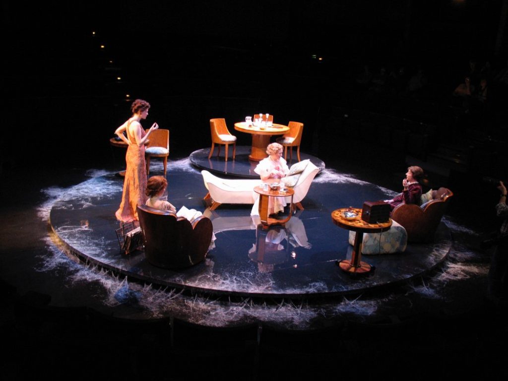 Lighting design for Theatreintheround